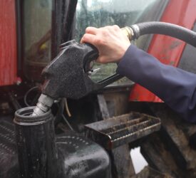 UK govt moves to ease farm costs with red diesel duty cut