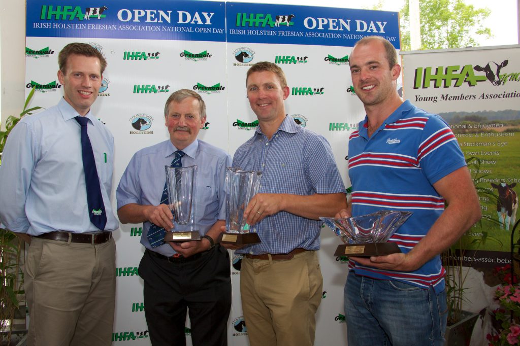 Winners of the Under 70 Section of the IHFA National Herds Competition L-R: 1st Richard Whelan, Clonard, Co. Meath, 2nd Philip Jones, Gorey, Co. Wexford, 3rd Michael Nolan, Borris Co. Carlow pictured with (far left)  Gordon Richardson, Greenvale Feeds, Sponsors 