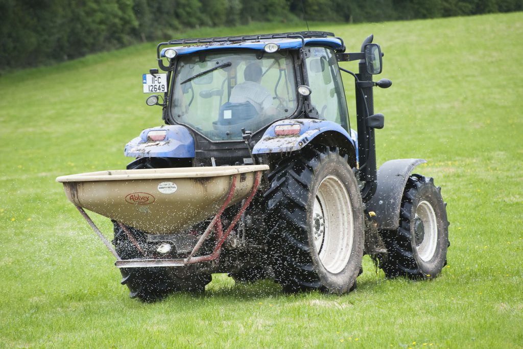 fertiliser silage grass