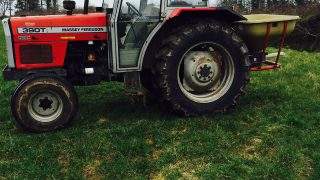 New Massey 4700 models set to replace the 300 series