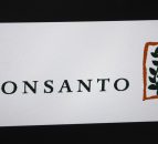 Monsanto shareowners approve Bayer merger