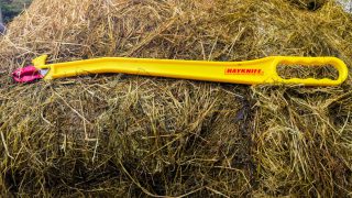 Video: Taking the hardship out of silage bales – New Hayknife hits Irish market