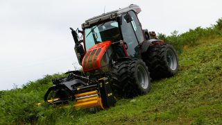 Video: A tractor designed to work at 45 degree angles