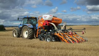 Video: This strip-till drill goes straight into stubble