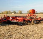 Latest Kuhn tillage kit is a keen 'Performer'
