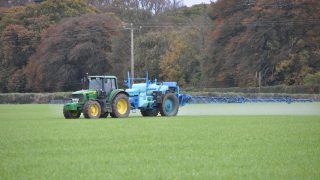 EU Commission to restart talks on glyphosate re-authorisation