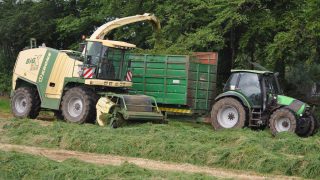 Farmers shifting silage warned not to create traffic chaos
