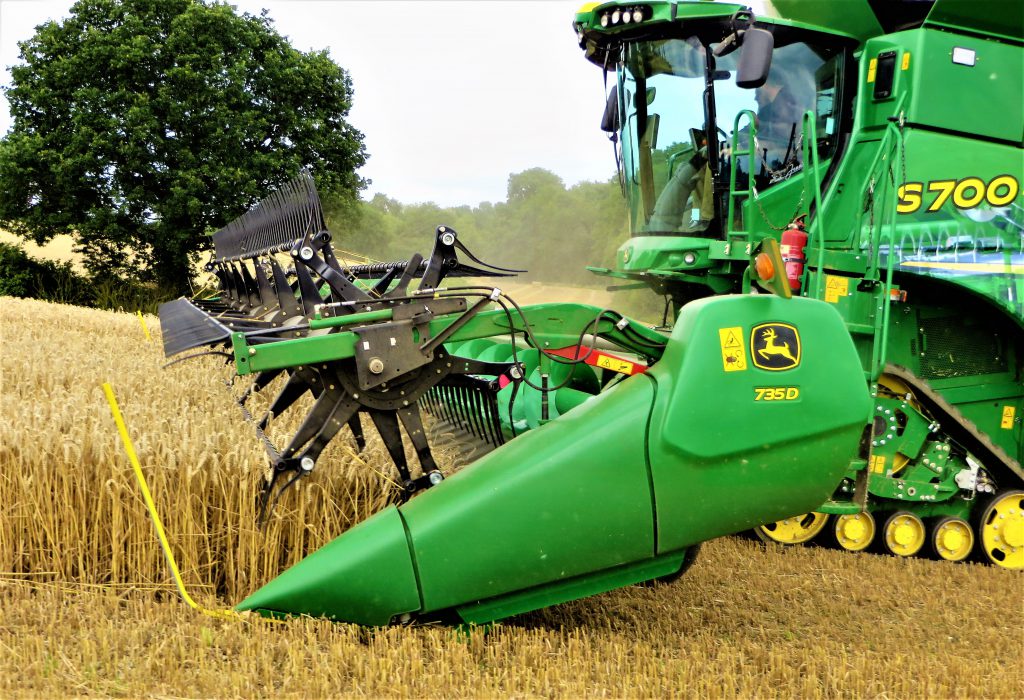 John Deere S700