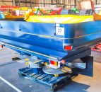 Spreaders and sprayers abound at frenetic FTMTA auction