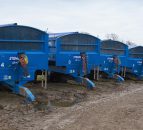 Auction report: Trailers and root-crop equipment plentiful at 'on-site' sale