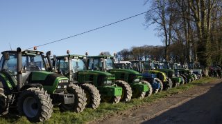 Farmers warned as Orkney farmer caught out by tractor scam