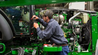 Trade war with China risks US farm machinery jobs – AEM