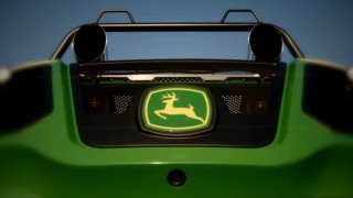 Is the arrival of John Deere’s 9000 Series forager imminent?