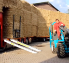 Is this the ultimate way to haul and unload straw?