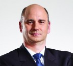 CNH appoints senior ex AGCO man as new CEO