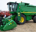Auction report: Combines and handlers go under the hammer