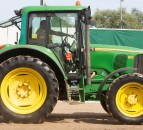 Auction report: 4-pot John Deere highlights from monster tractor sale