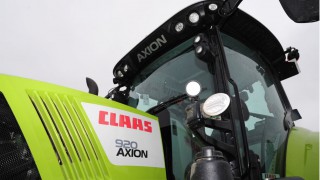 Claas takes its tractors out to the front line