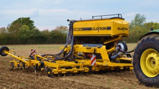 Claydon to launch ‘light-weight’ 6m drill