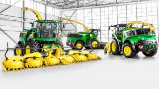 870hp John Deere undergoes German investigation…in Italy