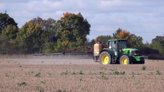 France withdraws pesticide authorisations due to health risks