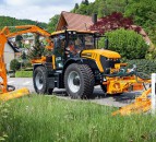 JCB wheels out a ‘utility’ package for its Fastrac