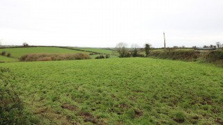 Agricultural land provides 40ac and winter accommodation for livestock
