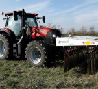 Case IH keeps weeds in check – with electricity instead of chemicals