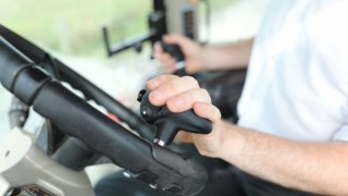 Clever steering knob that ‘transforms’ tractor/loader work