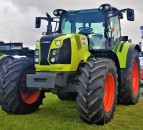 NI dealer wins ‘Tractor Sales Performance Award’, but which one?