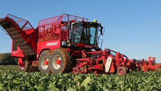 New-look beet harvesters to make UK working debut
