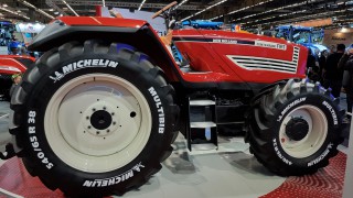 Italians confront the French as big machinery show row escalates