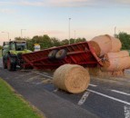 Roadside trailer ‘bale’ out prompts policing pun contest