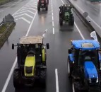 French farmers blockade roads in protest of ‘agri bashing’