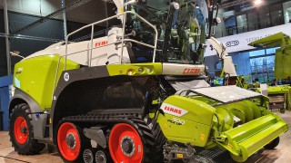 925hp flagship Claas forager unveiled at Agritechnica