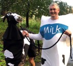 Quirky cattle vets' parkrun raises thousands for Send a Cow