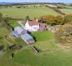 Panoramic and compact farm with equestrian facilities for sale on 156ac