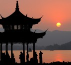 China orders cull of 18,000 chickens after bird flu outbreak
