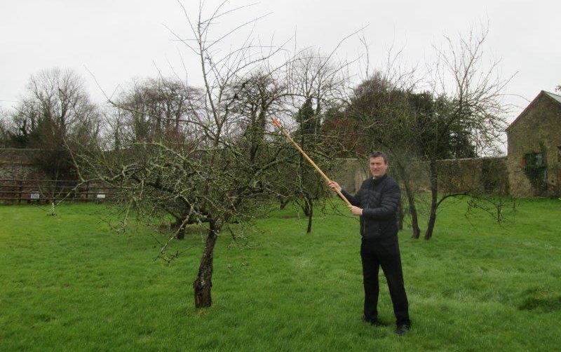 Image-source-CAFRE-Keiran-demonstrating-pruning