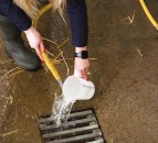 Video: How to clean feeding equipment thoroughly to avoid the build up of bacteria