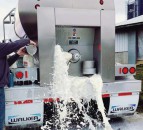 American farmers dump milk amid Covid-19 crunch