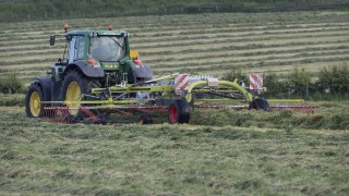 What is the cost of silage on conacre?