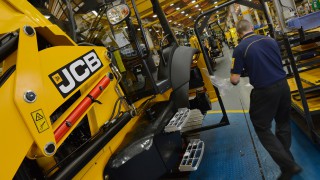 JCB unveils 4 new fully electric machines