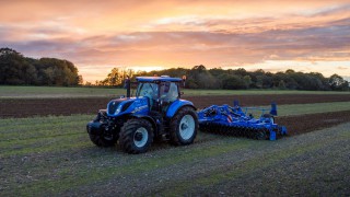New Holland announces dealer expansion in the South of England