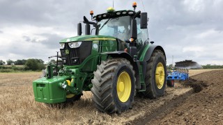 Versatile John Deere tractor and Michelin tyre combination boosts farm efficiency
