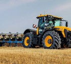 JCB launches ‘how to’ help videos for Fastrac 4000 series