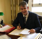 Edwin Poots makes return as NI Agriculture Minister