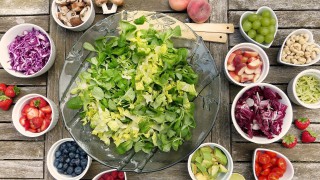 100 businesses pledge to increase vegetable consumption