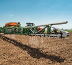 Amazone, Bosche and BASF reduce herbicide use by 90% with new sprayer technology