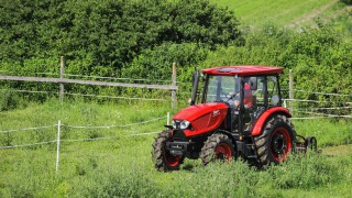 Zetor Major updated with cab choice and Stage V engine